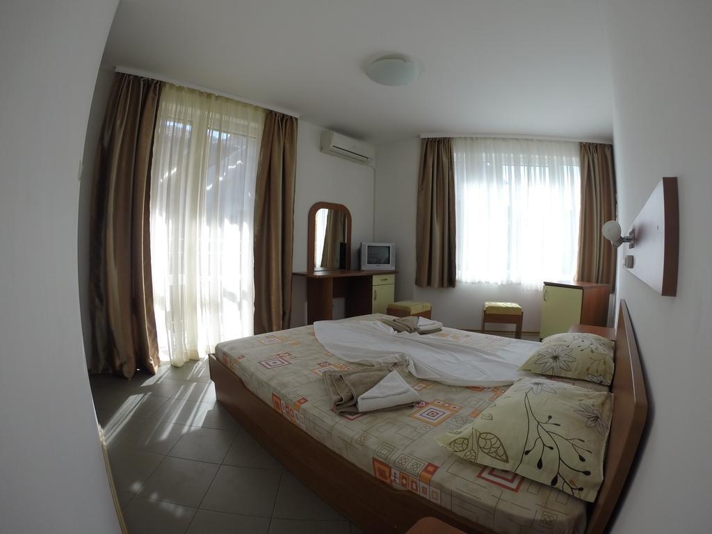 Hotel Filland Sozopol Rum bild
