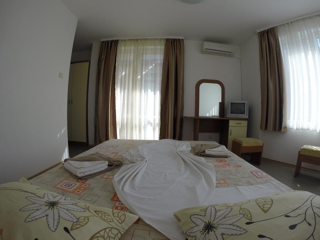 Hotel Filland Sozopol Rum bild